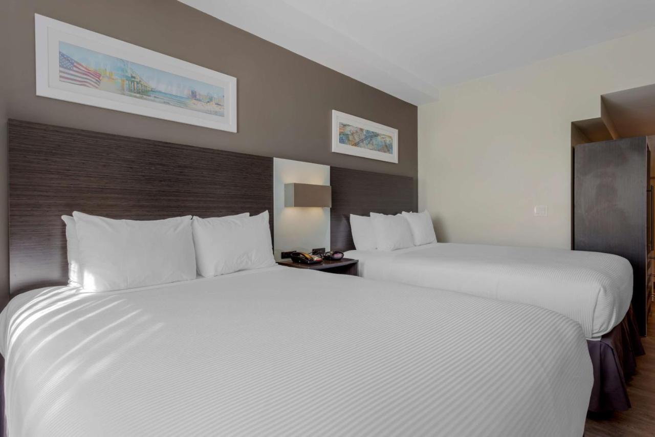 Best Western Plus Brooklyn Bay Hotel New York Bagian luar foto
