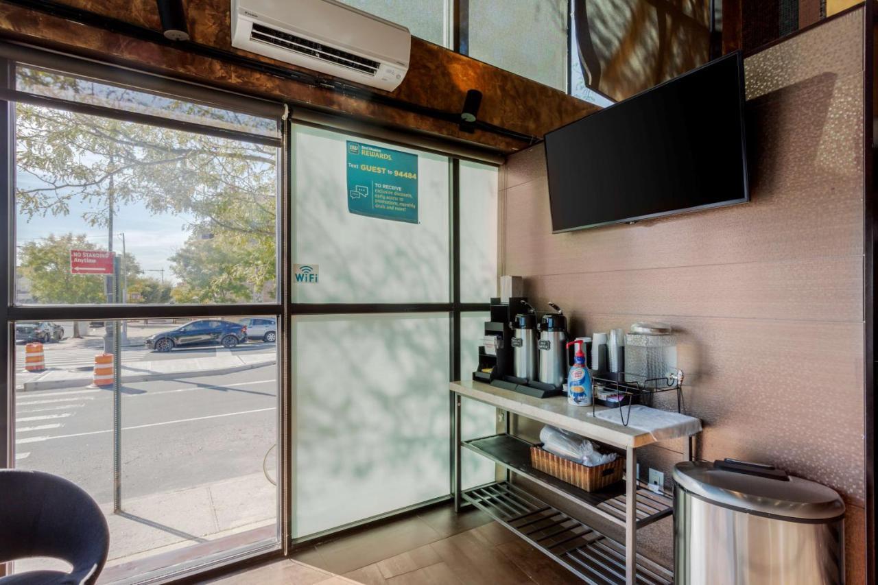 Best Western Plus Brooklyn Bay Hotel New York Bagian luar foto