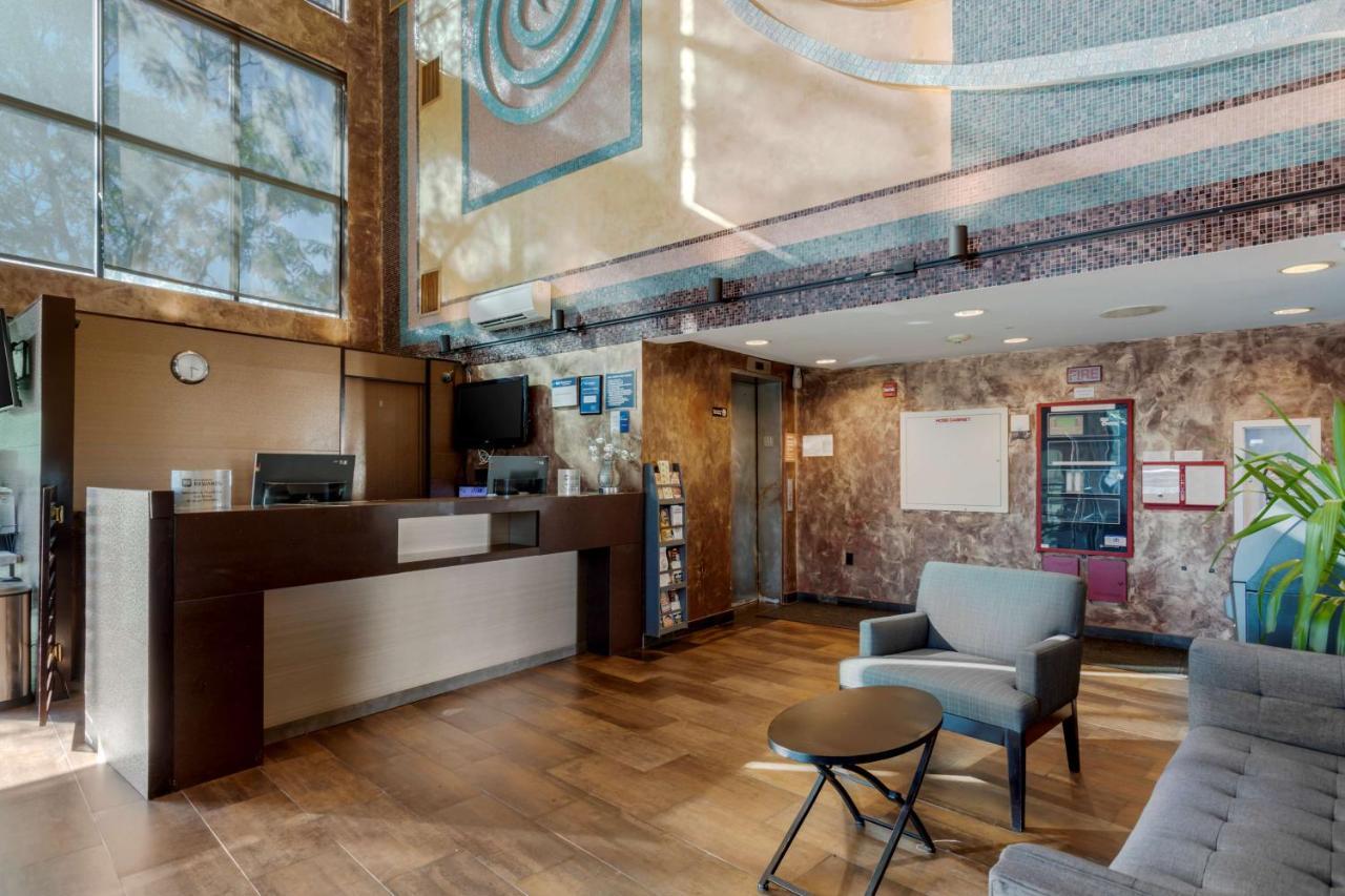 Best Western Plus Brooklyn Bay Hotel New York Bagian luar foto