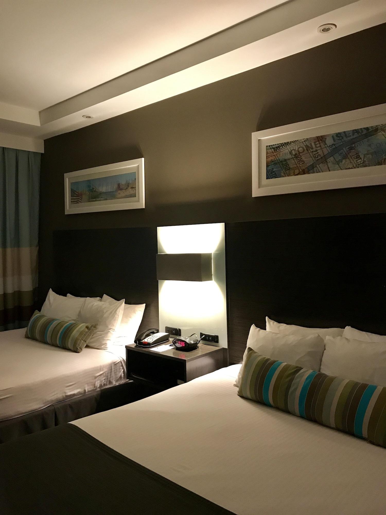 Best Western Plus Brooklyn Bay Hotel New York Bagian luar foto