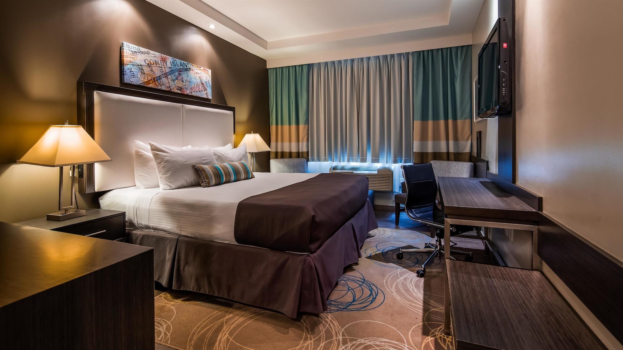 Best Western Plus Brooklyn Bay Hotel New York Bagian luar foto