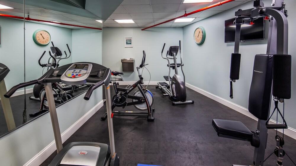 Best Western Plus Brooklyn Bay Hotel New York Bagian luar foto