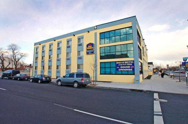 Best Western Plus Brooklyn Bay Hotel New York Bagian luar foto