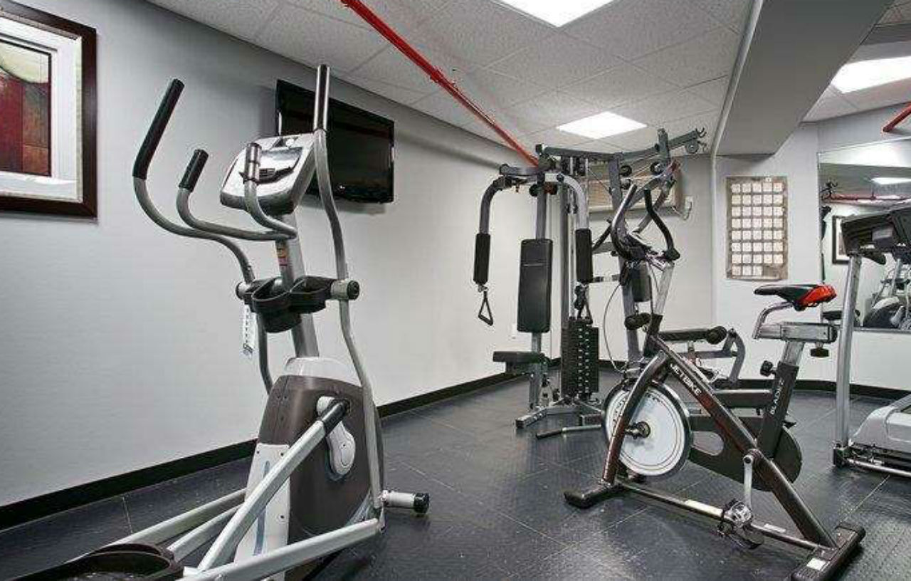 Best Western Plus Brooklyn Bay Hotel New York Bagian luar foto